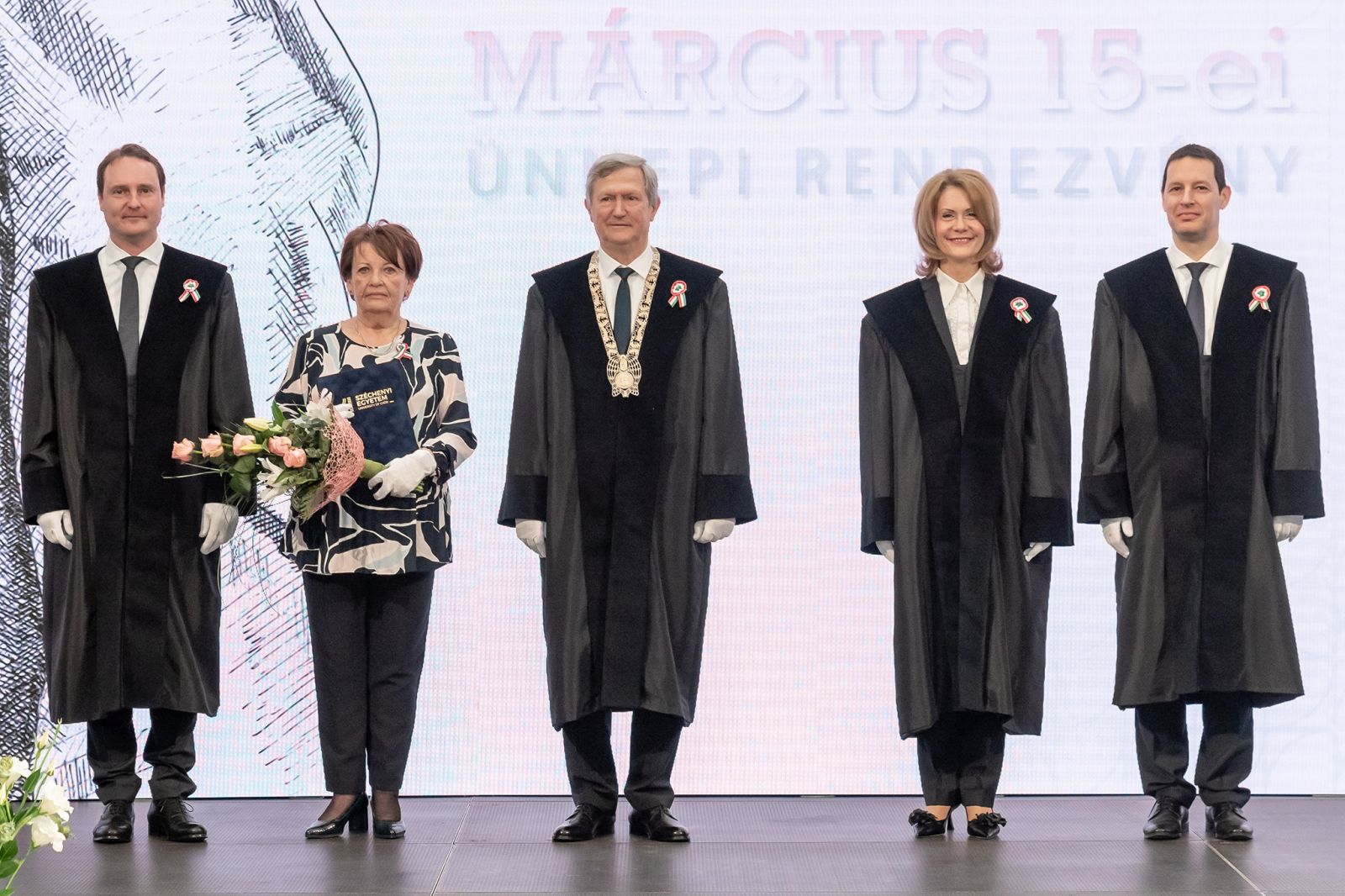 3月15日，在塞切尼·伊什特万大学（Széchenyi István University）的颁奖典礼上颁发了奖项