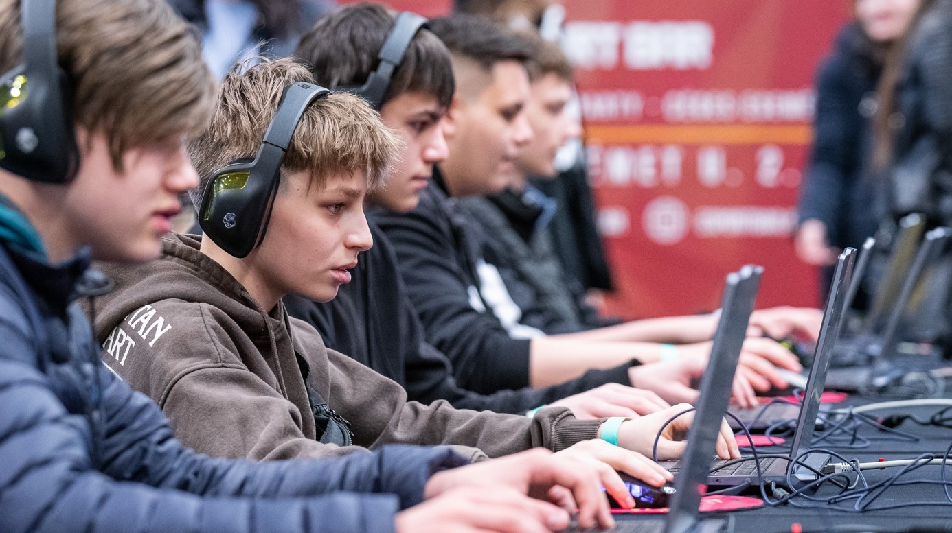 Nearly three thousand people attended the PlayIT gamer festival at Széchenyi István University