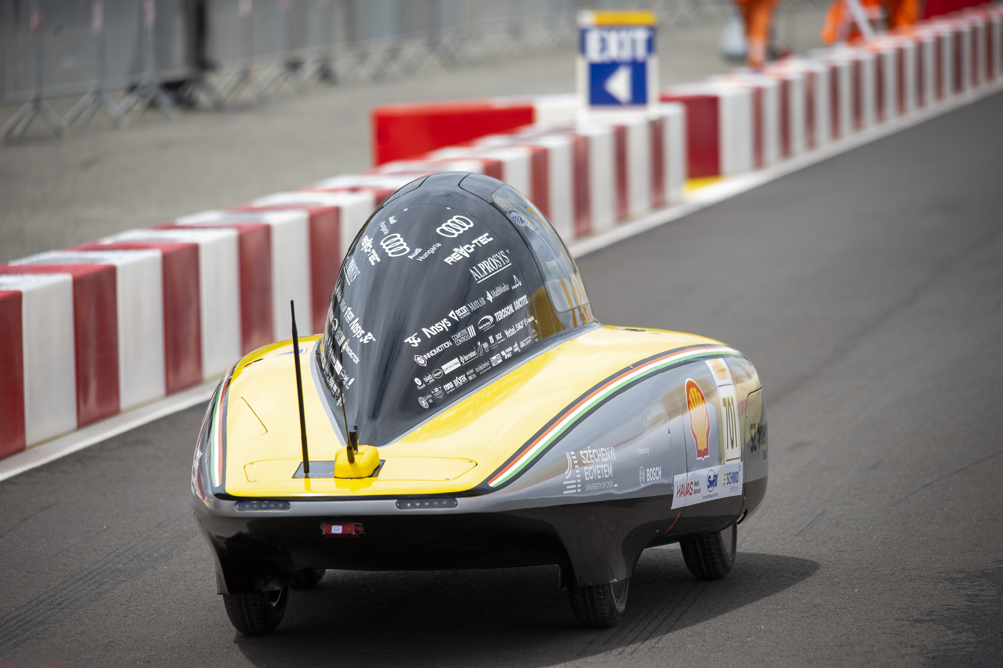 At the five-day competition held at the Paul Armagnac racetrack in France, the team of Széchenyi István University could stand on the top step of the podium twice