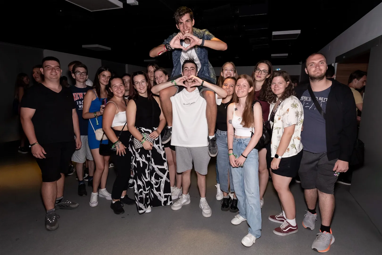 On the first day of Freshers’ Week, Matyi and the Fiddler, UFO, Varning and Yamina provided the entertainment at the Bridge Student and Teacher Club. 