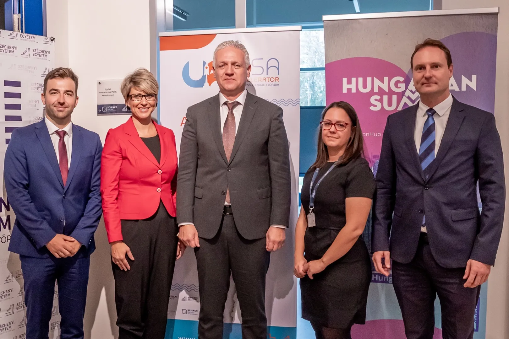 Participants of the opening ceremony: Dr Tamás Kolossváry, Head of the Innovation Park of Széchenyi István University Győr, Honorary Consul Piros Pazaurek , State Secretary Richárd Szabados, Edit Dukai, Head of the USA Accelerator Office and Dr. Bálint Filep, President of the University (Photo: András Adorján)