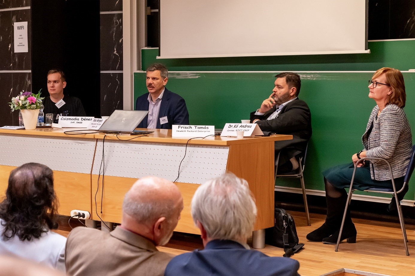 The roundtable discussion, organised jointly with the Subcommittee on Business Informatics of the IX. Section of Economics and Law at the Hungarian Academy of Sciences (MTA), was met with great interest (Photo: András Adorján)