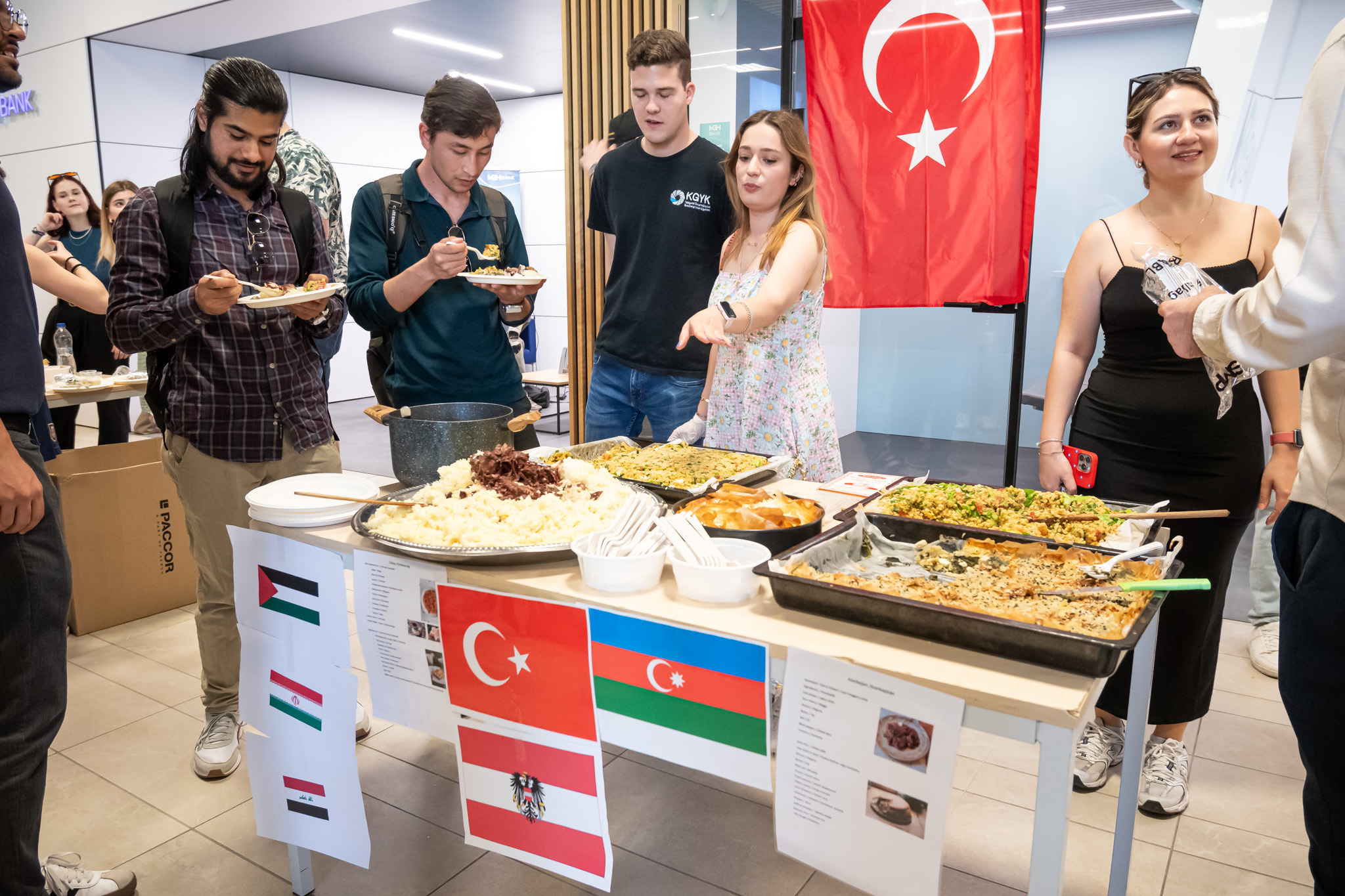 International Students once again showcased culinary specialities from their home countries in the Atrium (Photos: András Adorján, Máté Dudás, Bettina Korinek, Gergely Nagy)