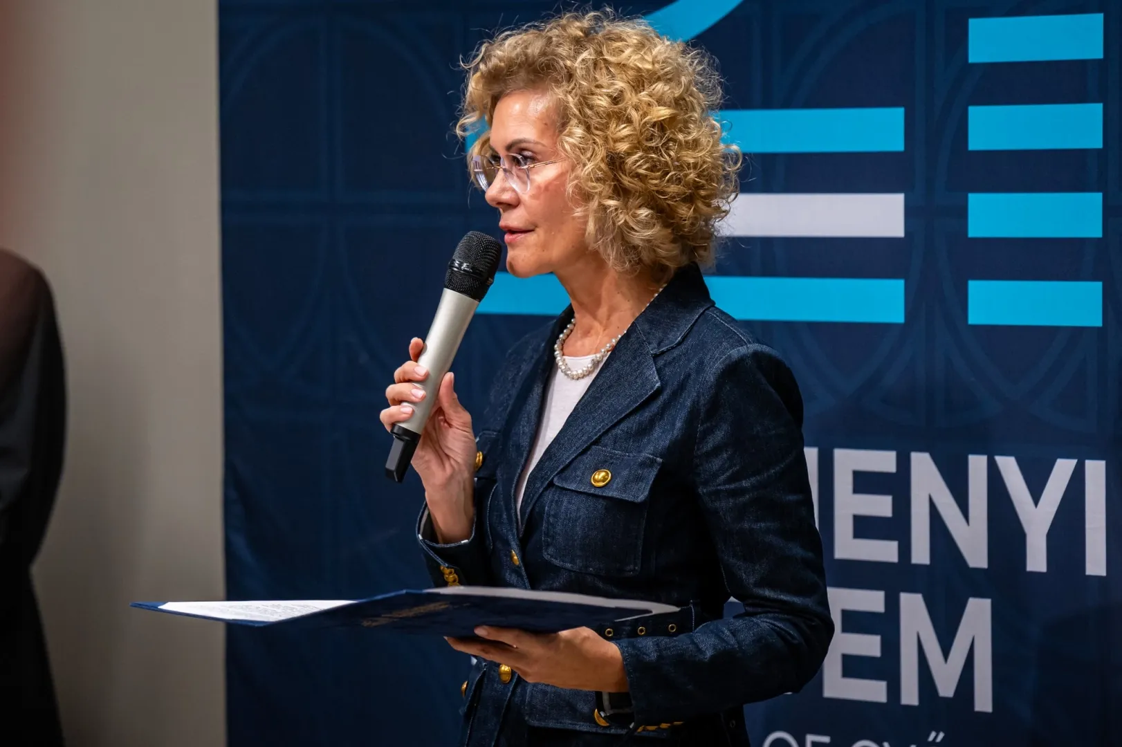 Dr Eszter Lukács, Vice President for International and Strategic Relations of Széchenyi István University, opened the first typographic biennale at the institution’s Győr Innovation Park (Photo: Máté Dudás)