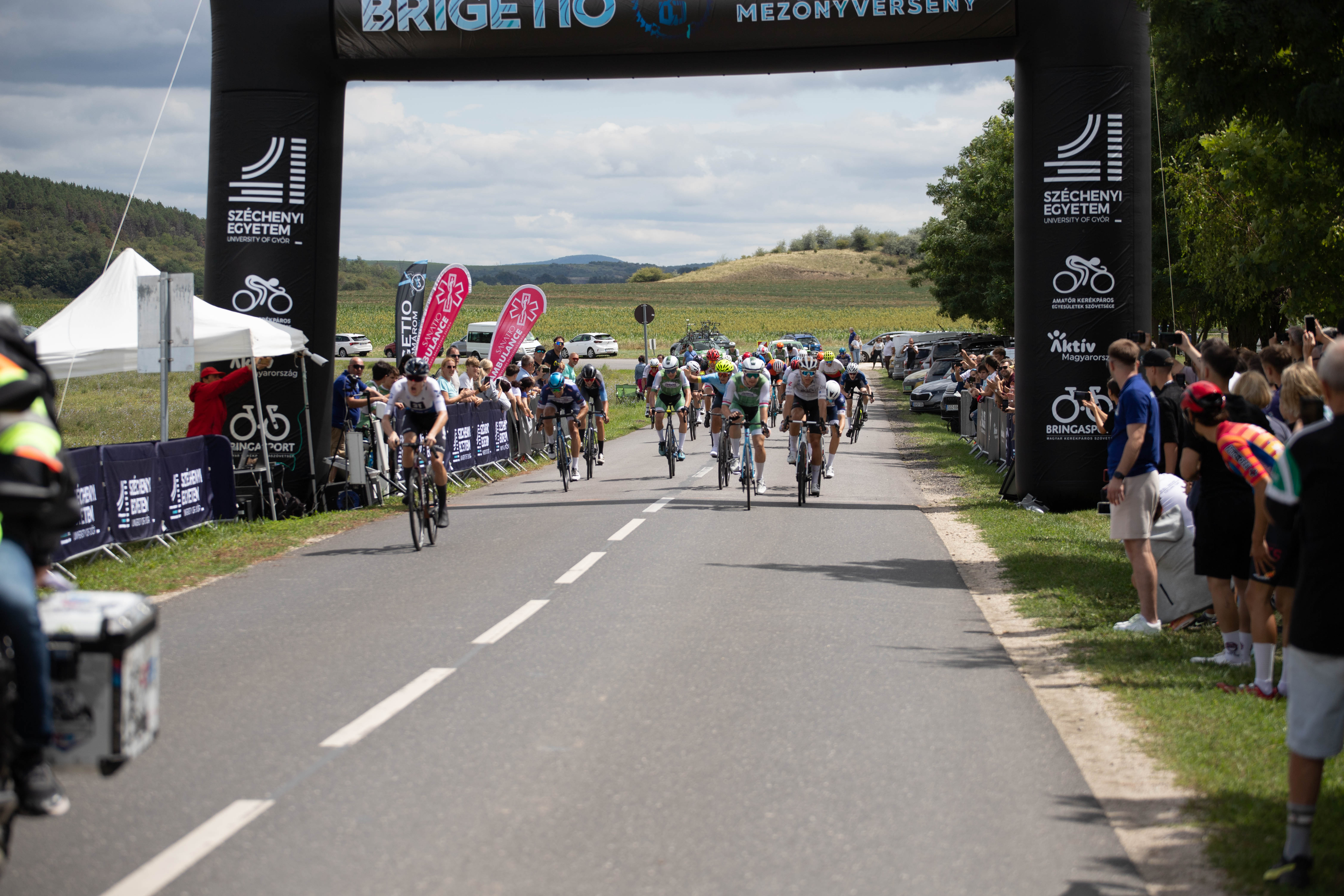 The Brigetio Road Race, organised in partnership with Széchenyi István University, is gaining popularity among cycling enthusiasts (Photo: Mariann Rovács)
