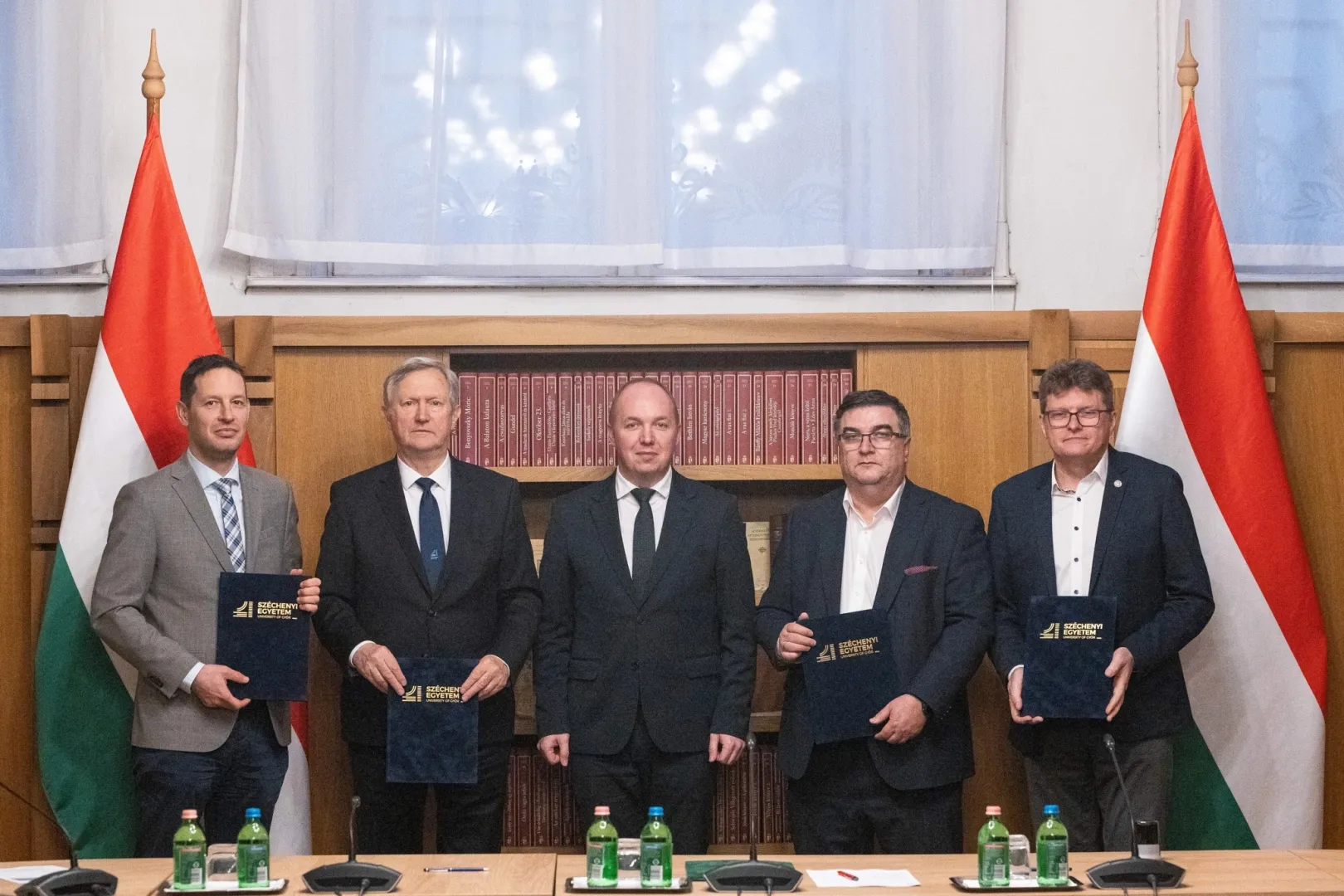 The agreement opens up new opportunities for students of the Gundel school. In the photo: Dr Zsolt Kovács, Vice President for General and Educational Affairs at Széchenyi István University; Professor Dr Ferenc Friedler, Rector and Vice-President for Scientific Affairs of the University; Gergely Pálmai, Deputy State Secretary responsible for vocational training; Csaba Elek, Director-General of the Budapest Complex Centre of Vocational Training; and Zoltán Kóbor, Director of the BKSZC Gundel Károly Hospitality and Tourism Technical School (Photo: József Bankó)