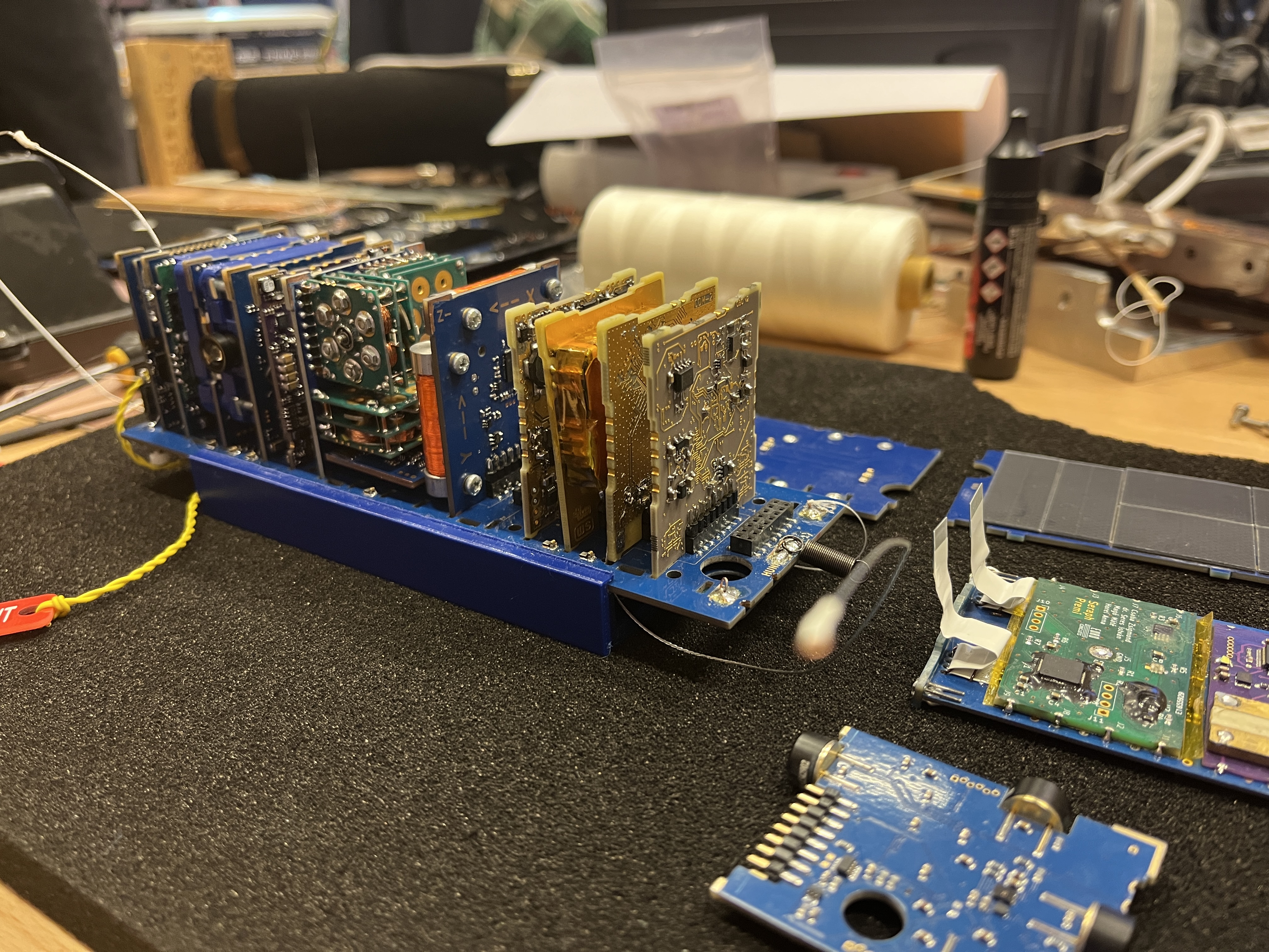 The Hunity satellite was developed with the participation of the National Media and Infocommunications Authority, led by the Budapest University of Technology and Economics, and with the involvement of Széchenyi István University. The modules designed by Széchenyi University can be identified by their gold colour