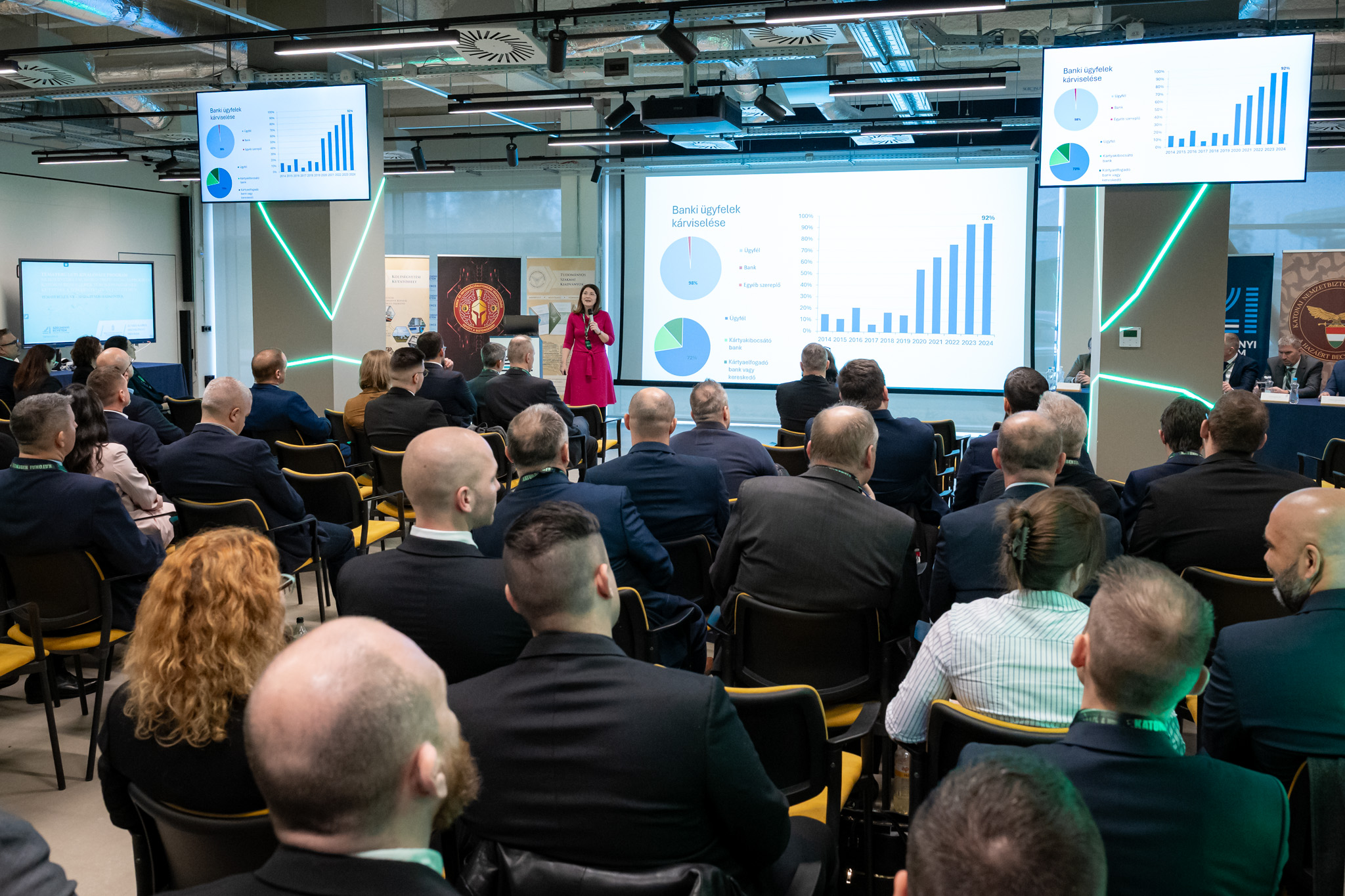 The cybersecurity conference attracted considerable interest and was held at the Győr Innovation Park of Széchenyi István University. (Photo: Máté Dudás)