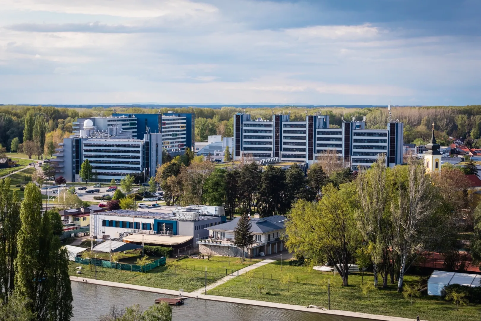 Széchenyi István University has secured European Union funding for three sustainability projects in cooperation with Austrian partners (Photo: Csaba József Májer)