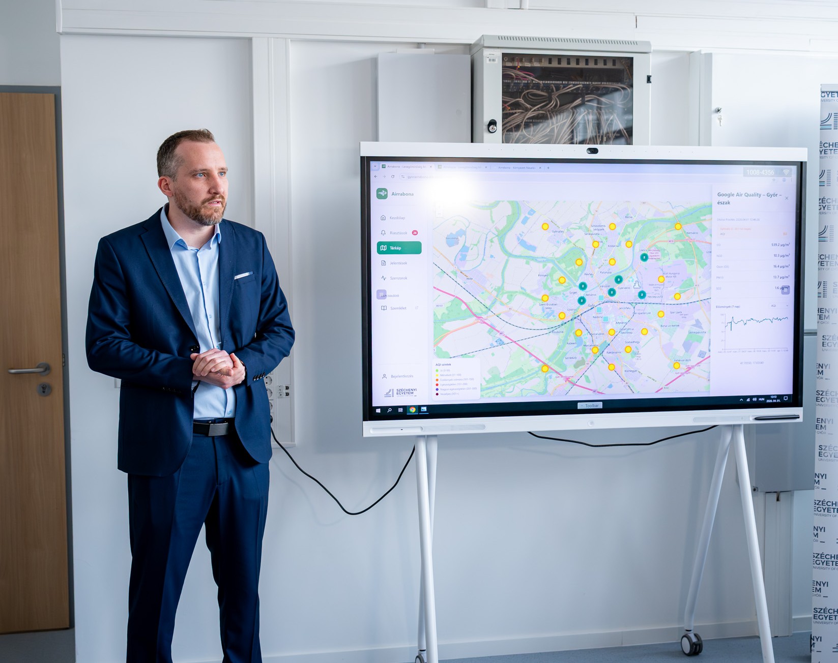 Innovations to Reduce Carbon Emissions: SZE Develops Applications and a Freight Optimisation System
