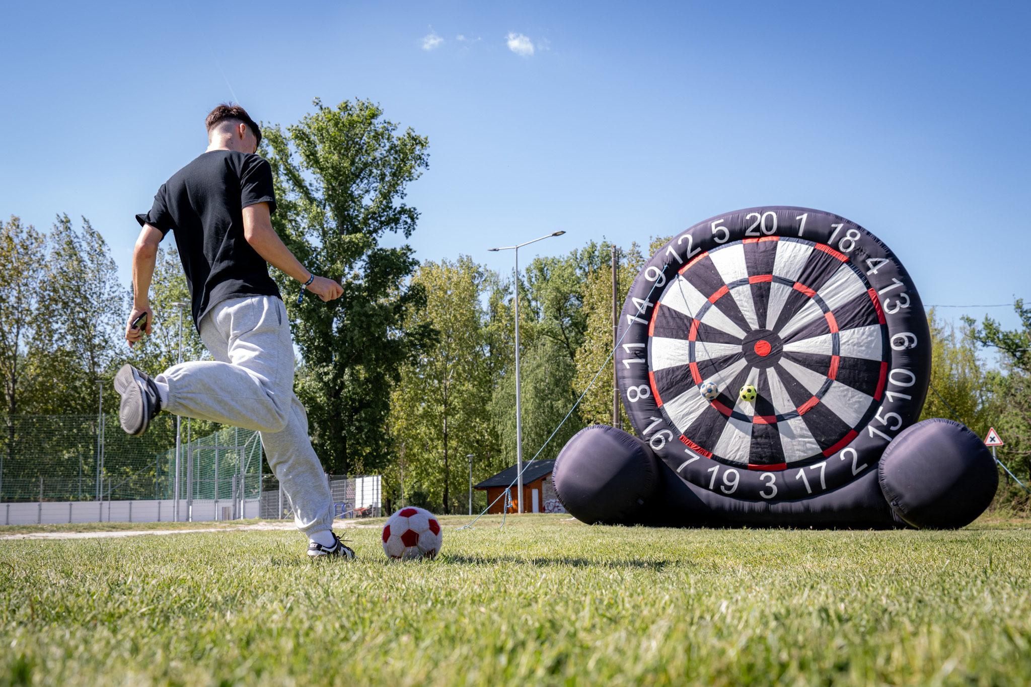 The chill park served as the central location for daytime programmes at SZEN (Photos: András Adorján, Gergely Nagy)