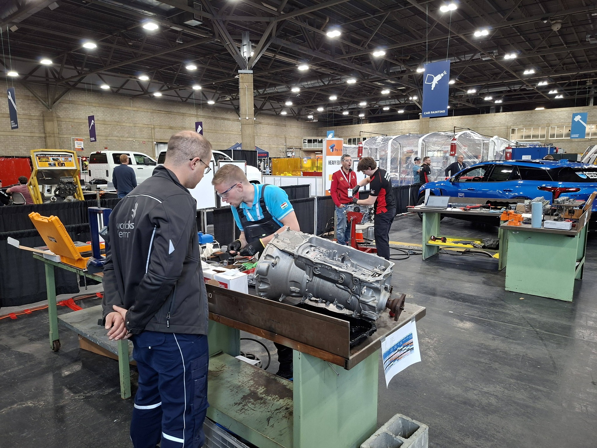 The preparatory competition in Canada was conducted in accordance with the regulations of the WorldSkills Competition, the world championship of skills. The photograph shows Martin Albrecht while completing one of the competition tasks