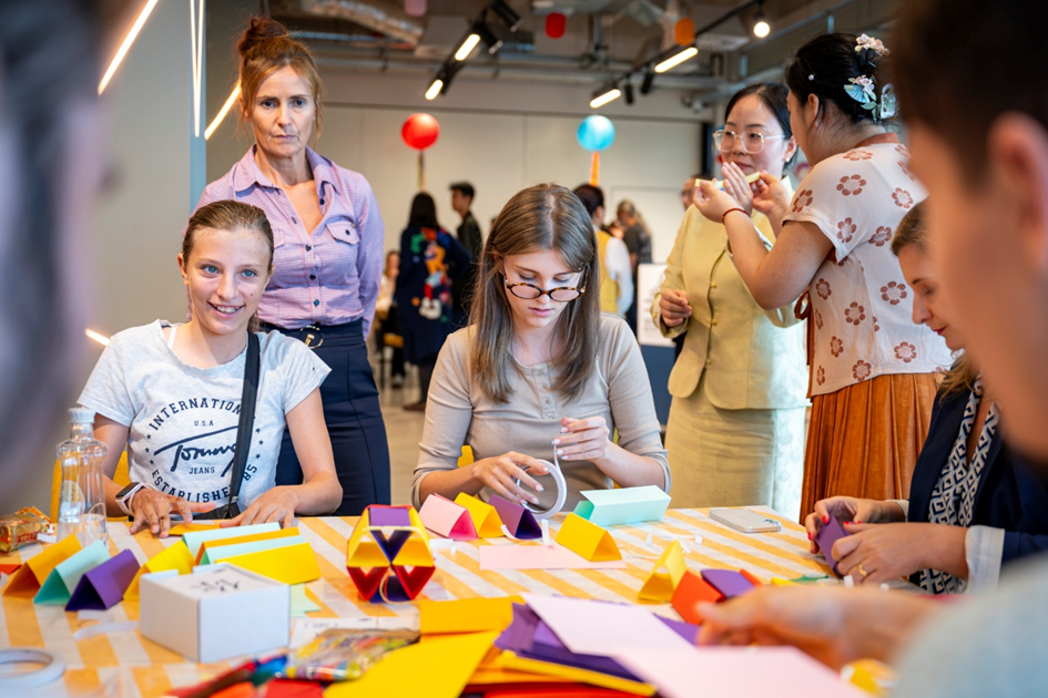 Chinese Traditions: SZE’s Confucius Institute Celebrates Mid-Autumn Festival