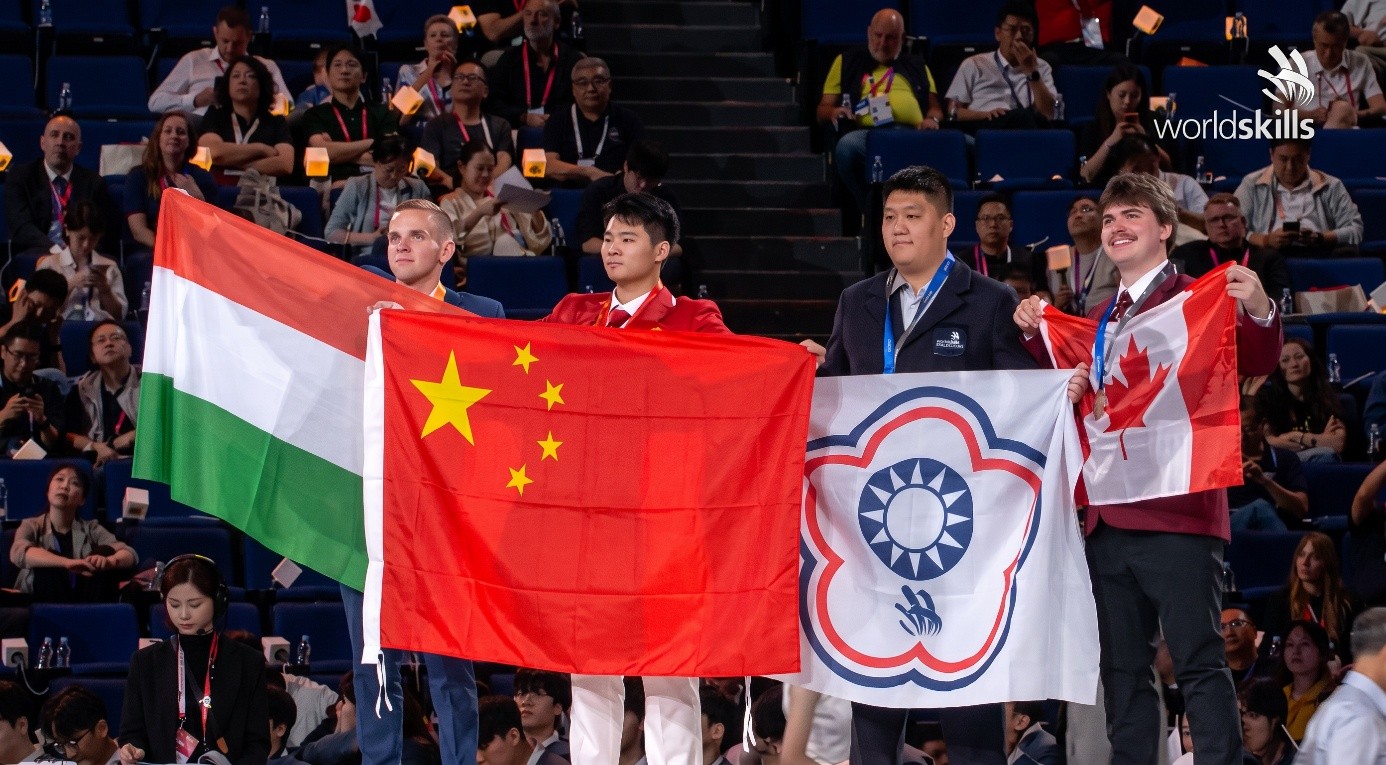 World Championship Silver in Shanghai: SZE Lecturer Mentors Győr Automotive Student to Success