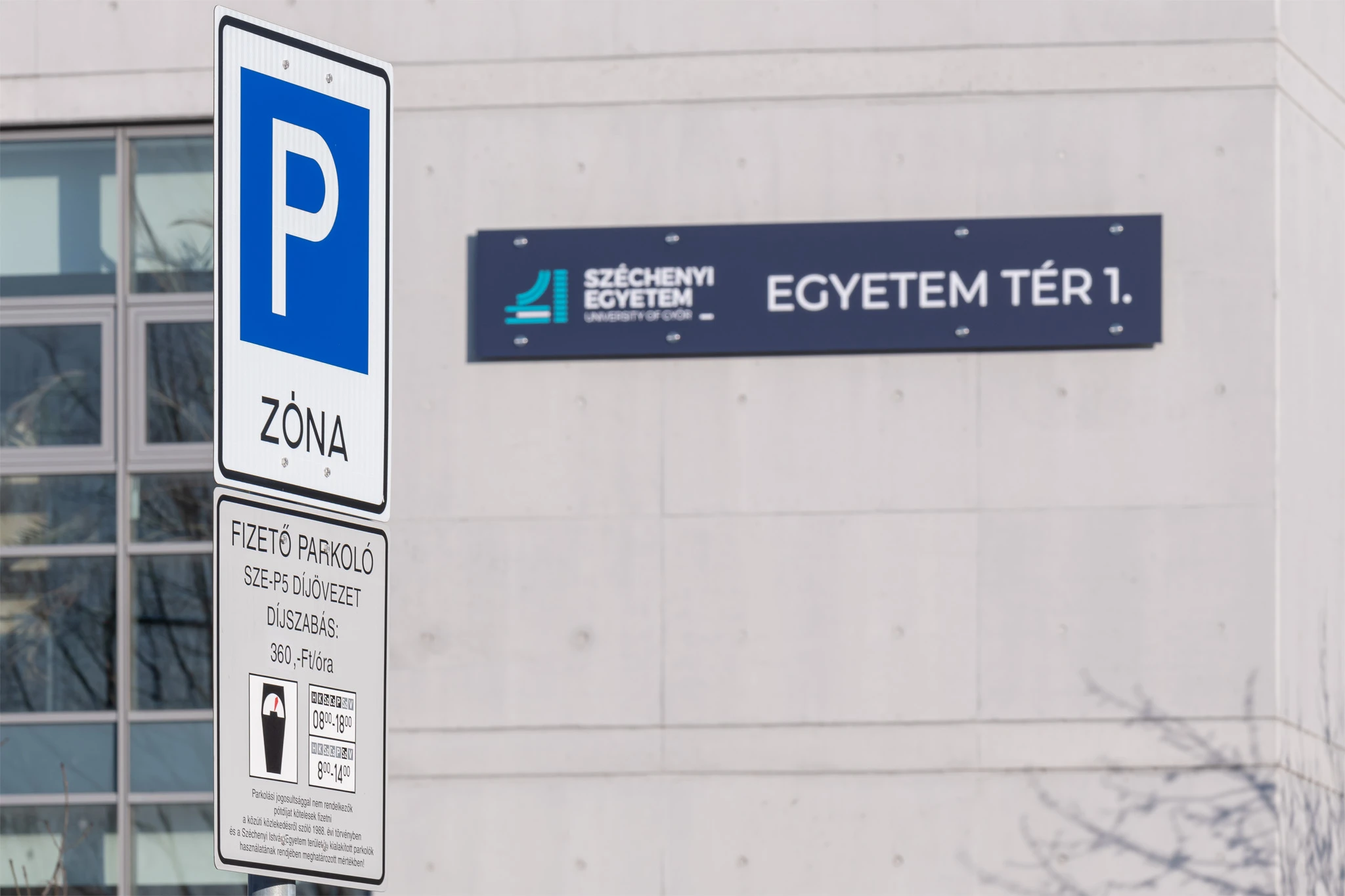 Széchenyi István University creates parking spaces for its citizens