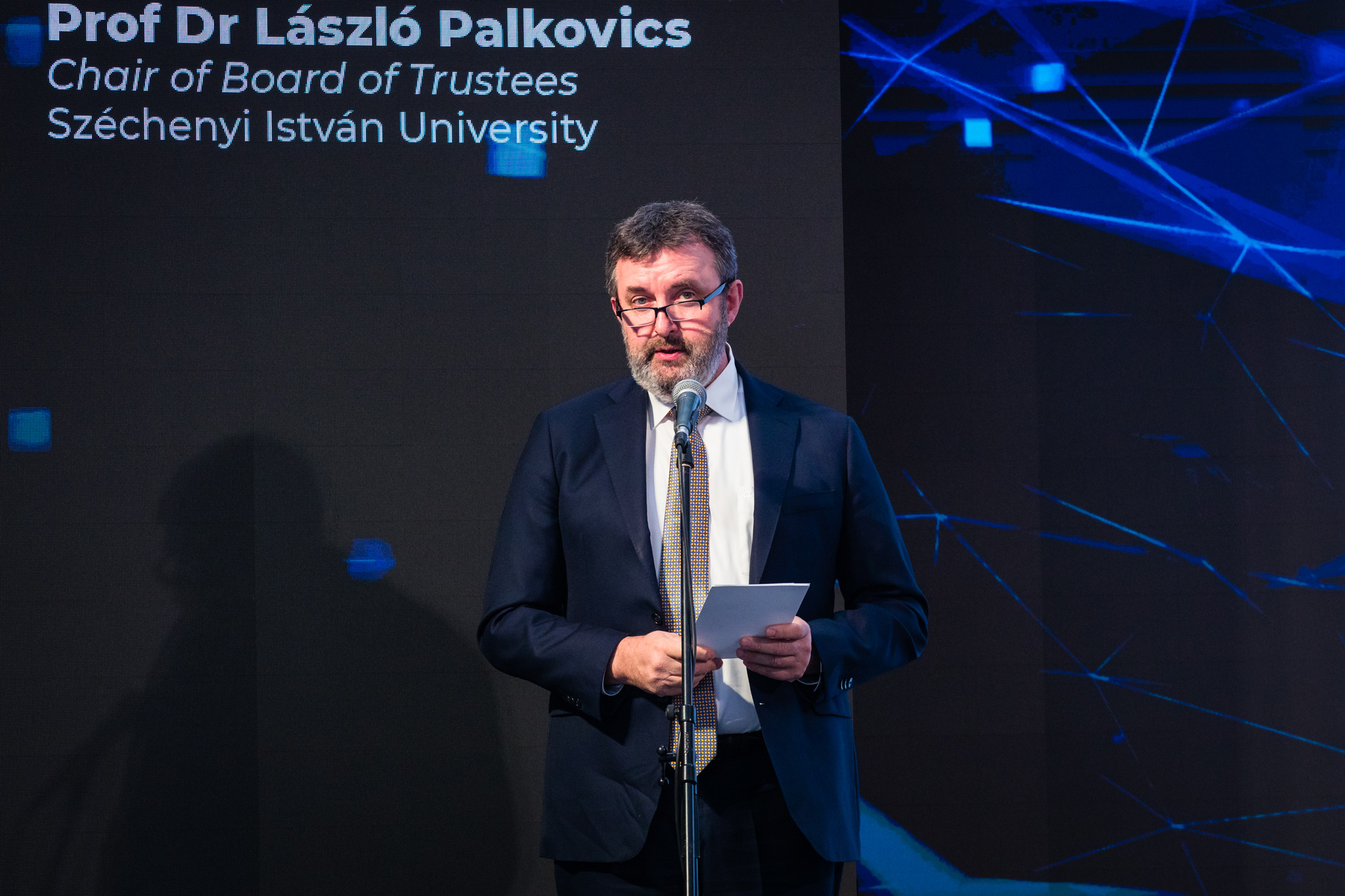 Prof. Dr. László Palkovics, Chairman of the Board of Trustees of the Széchenyi István University Foundation, said that Széchenyi István University has been characterized by its receptiveness to innovation for decades