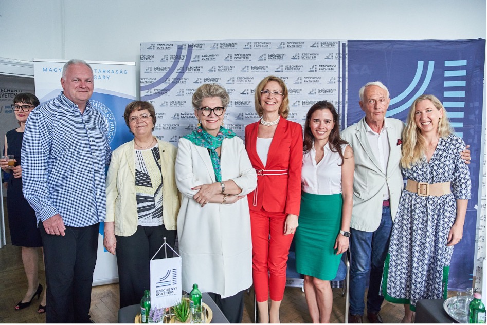 women-are-indispensable-in-diplomacy-a-mini-conference-organised-by-szechenyi-istvan-university-1.jpg